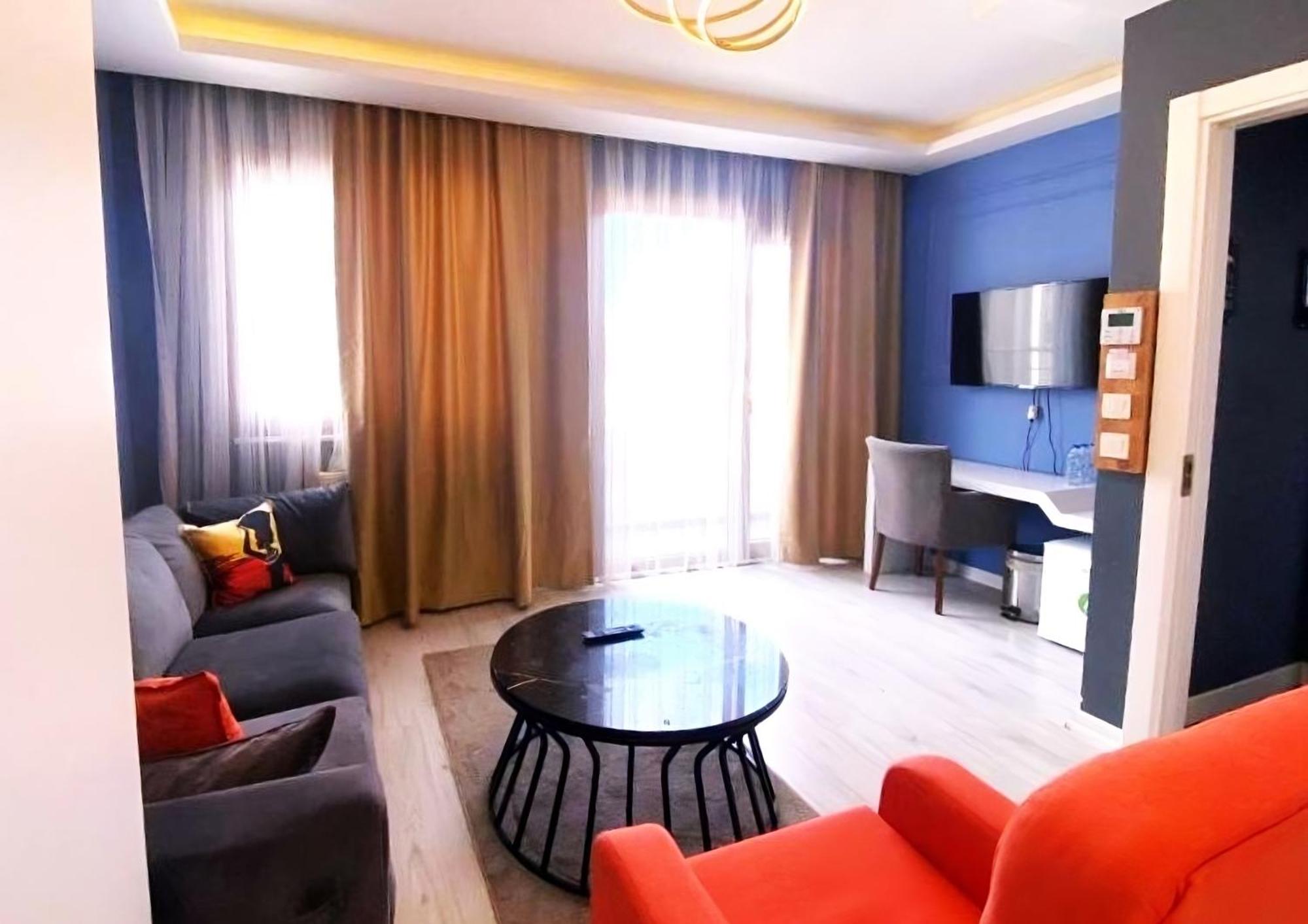 Taksim Leon'S Hotel Стамбул Экстерьер фото